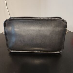 Vintage 2000 Coach Legacy East West